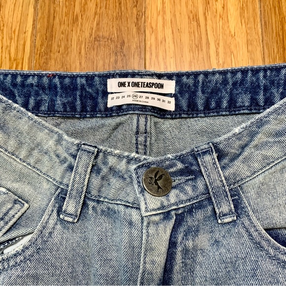 NWOT One X One Teaspoon Super Distressed Jean - Picture 4 of 7